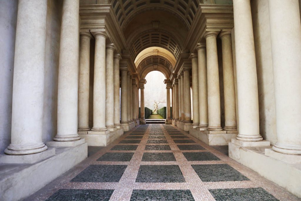 Private: Art and taste in Rome