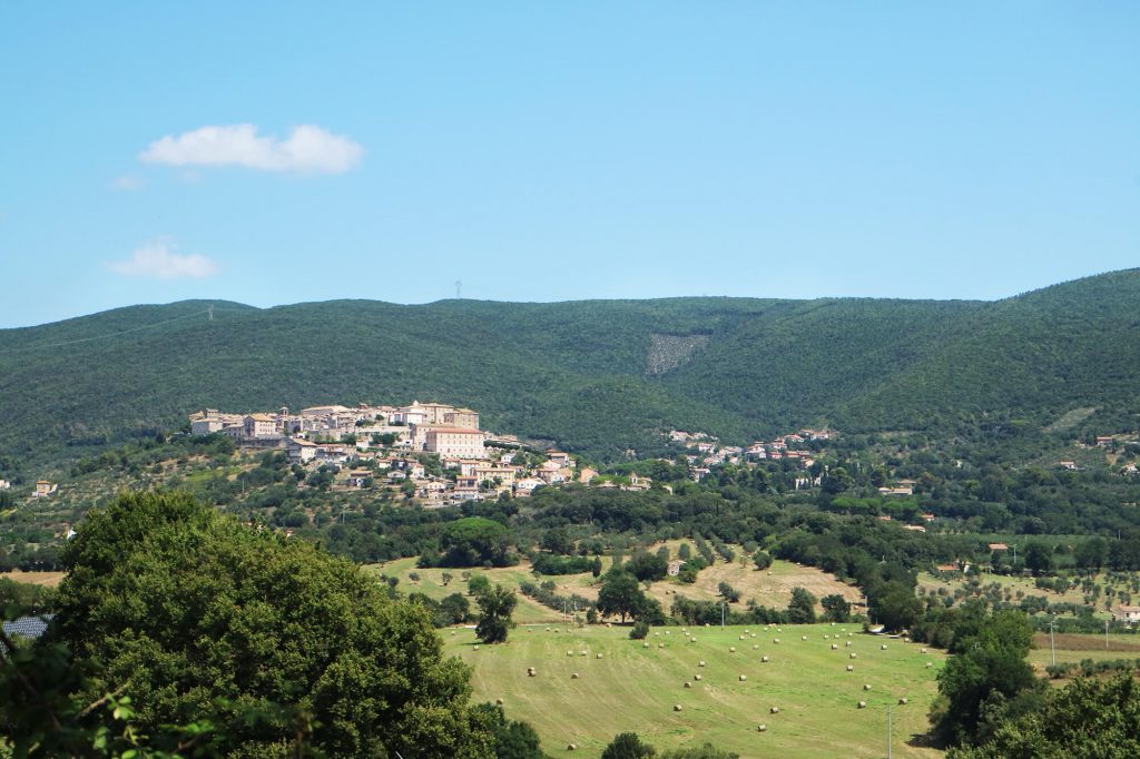 A journey in Umbria, Tuscany and Lazio Regions. The Teverina small villages