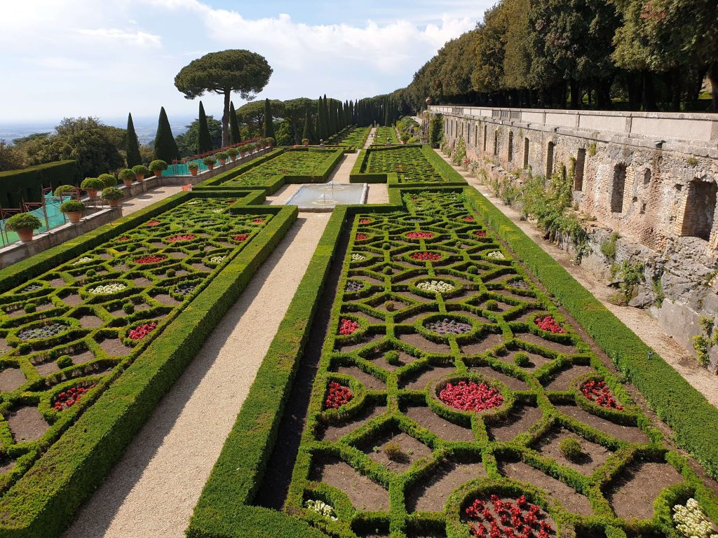 Private: Castel Gandolfo: visit to the gardens and food experience at the pope farm