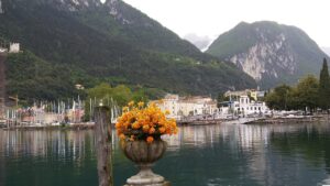 Harbor - Riva del Garda (Photo credits @Maria Golinski from Wikimedia Commons)